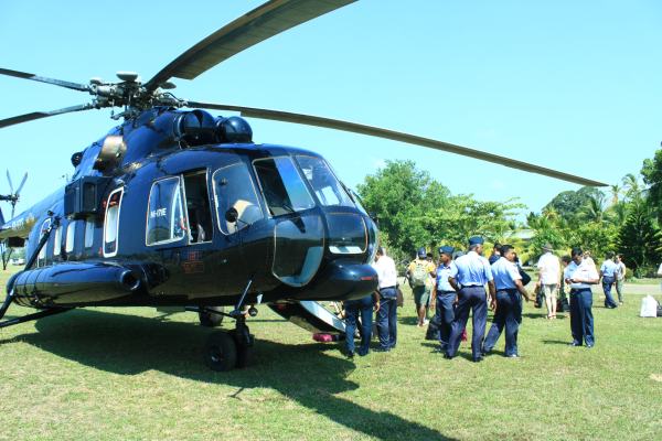 connConnaissance de Ceylan with
Helitours